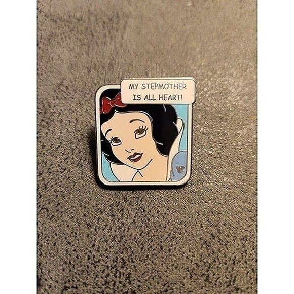 Disney Princess Quote Pins - Picture 2 of 7